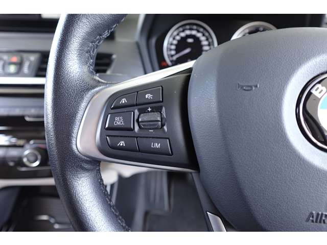 ＢＭＷ Ｘ１ Ｘドライブ １８Ｄ Ｘライン ４ＷＤ R2年 (近畿) 99