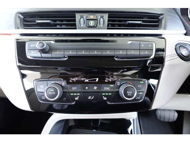 ＢＭＷ Ｘ１ Ｘドライブ １８Ｄ Ｘライン ４ＷＤ R2年 (近畿) 99