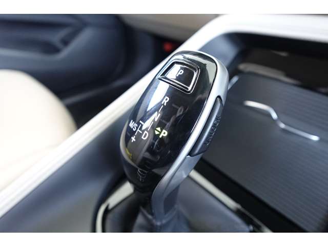 ＢＭＷ Ｘ１ Ｘドライブ １８Ｄ Ｘライン ４ＷＤ R2年 (近畿) 99