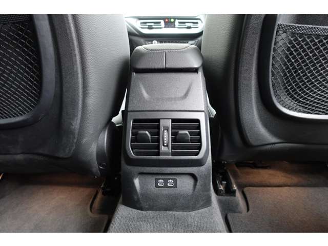 ＢＭＷ １シリーズ １１８Ｄ プレイ ディーゼルターボ R6年 (近畿) 99