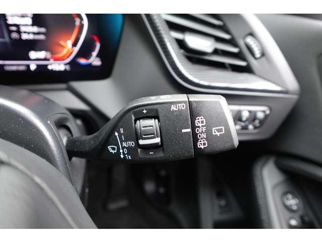 ＢＭＷ １シリーズ １１８Ｄ プレイ ディーゼルターボ R6年 (近畿) 99