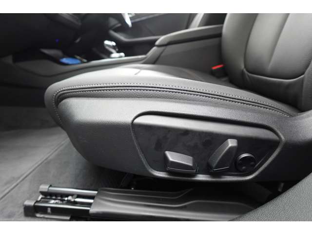 ＢＭＷ １シリーズ １１８Ｄ プレイ ディーゼルターボ R6年 (近畿) 99