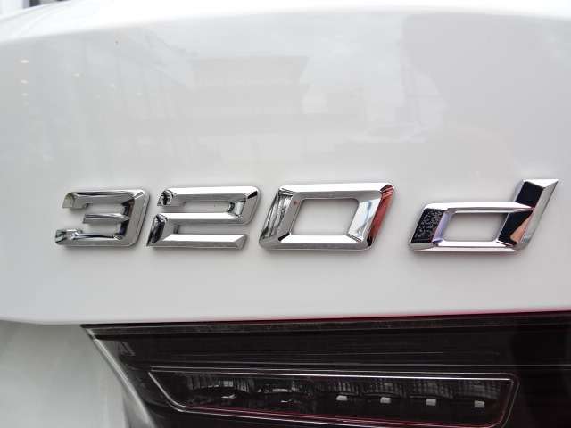 ＢＭＷ ３シリーズ ３２０Ｄ Ｘドライブ Ｍスポーツ ディーゼルターボ ４ＷＤ R1年 (近畿) 99