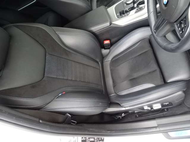 ＢＭＷ ３シリーズ ３２０Ｄ Ｘドライブ Ｍスポーツ ディーゼルターボ ４ＷＤ R1年 (近畿) 99