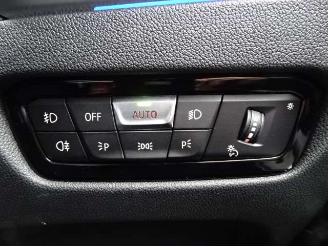 ＢＭＷ ３シリーズ ３２０Ｄ Ｘドライブ Ｍスポーツ ディーゼルターボ ４ＷＤ R1年 (近畿) 99