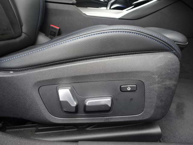 ＢＭＷ ３シリーズ ３２０Ｄ Ｘドライブ Ｍスポーツ ディーゼルターボ ４ＷＤ R1年 (近畿) 99