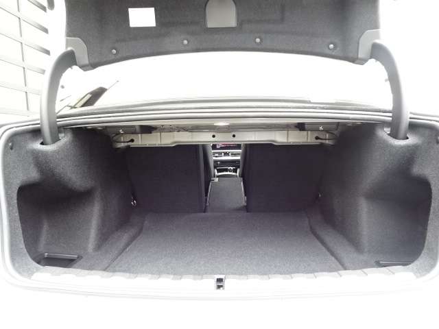 ＢＭＷ ３シリーズ ３２０Ｄ Ｘドライブ Ｍスポーツ ディーゼルターボ ４ＷＤ R1年 (近畿) 99