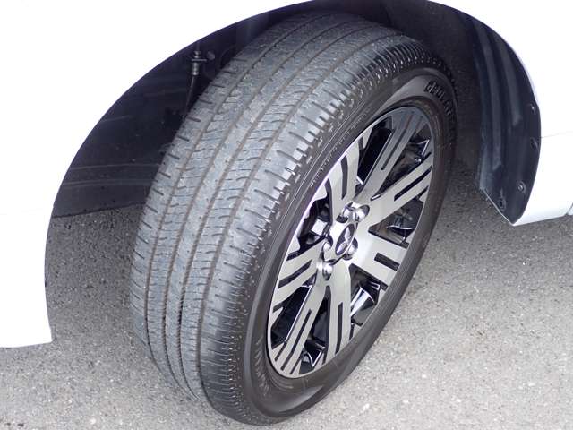 三菱 デリカ　Ｄ：５ ２．２ Ｐ ディーゼルターボ ４ＷＤ R6年 (関東) 99