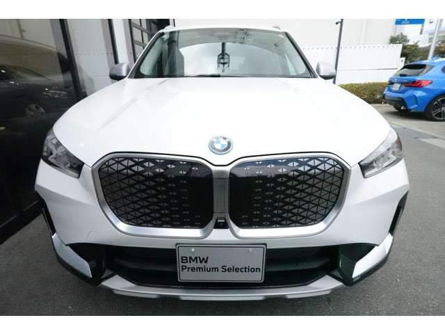 ＢＭＷ ｉＸ１ Ｘドライブ３０ Ｘライン ４ＷＤ R6年 () 99