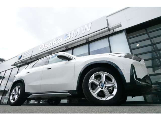 ＢＭＷ ｉＸ１ Ｘドライブ３０ Ｘライン ４ＷＤ R6年 () 99