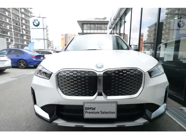 ＢＭＷ ｉＸ１ Ｘドライブ３０ Ｘライン ４ＷＤ R6年 () 99