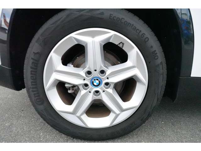 ＢＭＷ ｉＸ１ Ｘドライブ３０ Ｘライン ４ＷＤ R6年 () 99