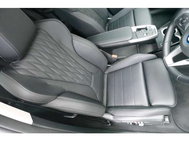 ＢＭＷ ｉＸ１ Ｘドライブ３０ Ｘライン ４ＷＤ R6年 () 99