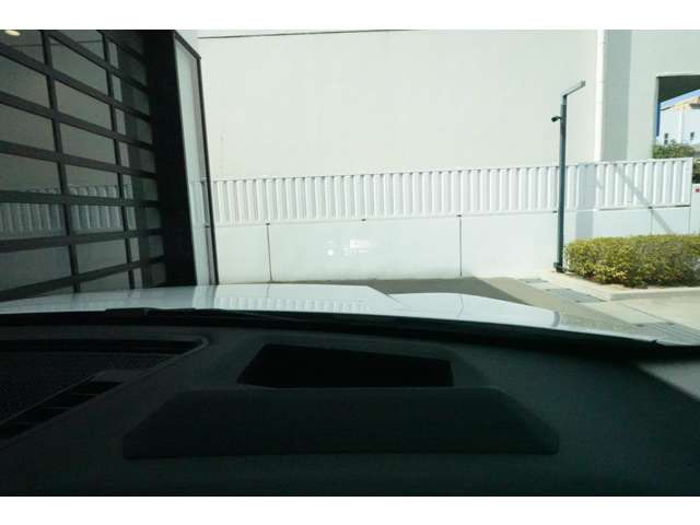 ＢＭＷ ｉＸ１ Ｘドライブ３０ Ｘライン ４ＷＤ R6年 () 99