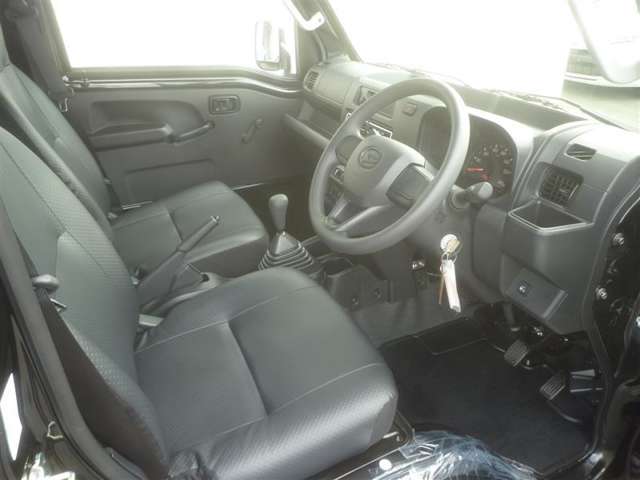 ダイハツ ハイゼットトラック ６６０ ジャンボ スタンダード ３方開 ４ＷＤ R6年 (東北) 99