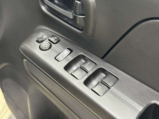 スズキ ワゴンＲ ６６０ ＦＸ R4年 (中国) 99