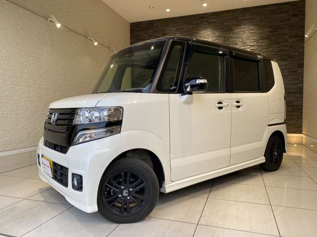 ホンダ Ｎ　ＢＯＸ ６６０ カスタムＧ ＳＳパッケージ ２トーンカラースタイル H26年 (九州・沖縄) 99