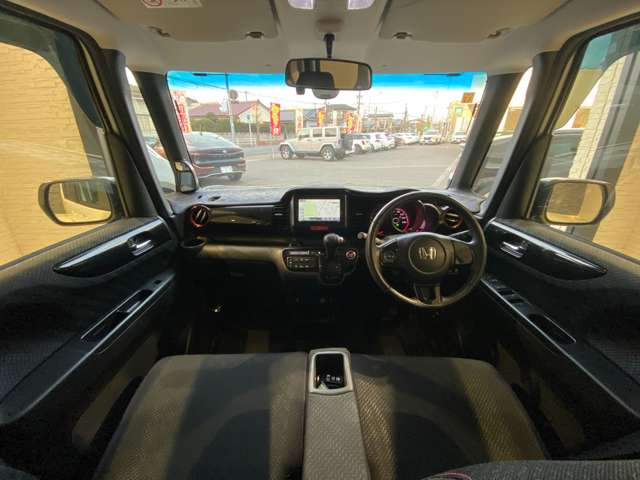 ホンダ Ｎ　ＢＯＸ ６６０ カスタムＧ ＳＳパッケージ ２トーンカラースタイル H26年 (九州・沖縄) 99