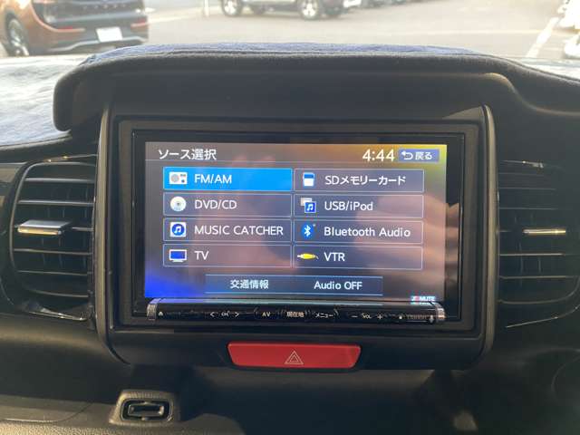 ホンダ Ｎ　ＢＯＸ ６６０ カスタムＧ ＳＳパッケージ ２トーンカラースタイル H26年 (九州・沖縄) 99