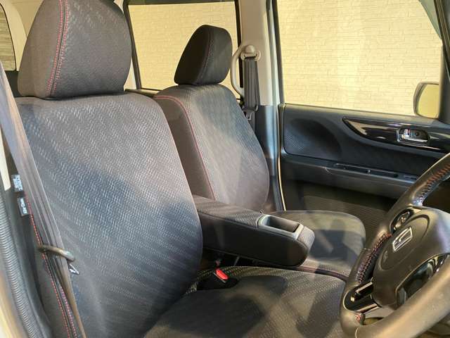 ホンダ Ｎ　ＢＯＸ ６６０ カスタムＧ ＳＳパッケージ ２トーンカラースタイル H26年 (九州・沖縄) 99