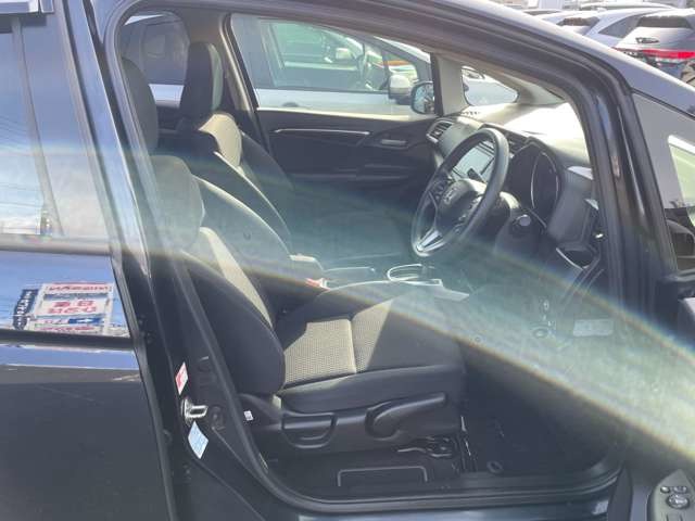 ホンダ フィット １．３ １３Ｇ Ｌ ホンダセンシング ４ＷＤ H30年 (東北) 99