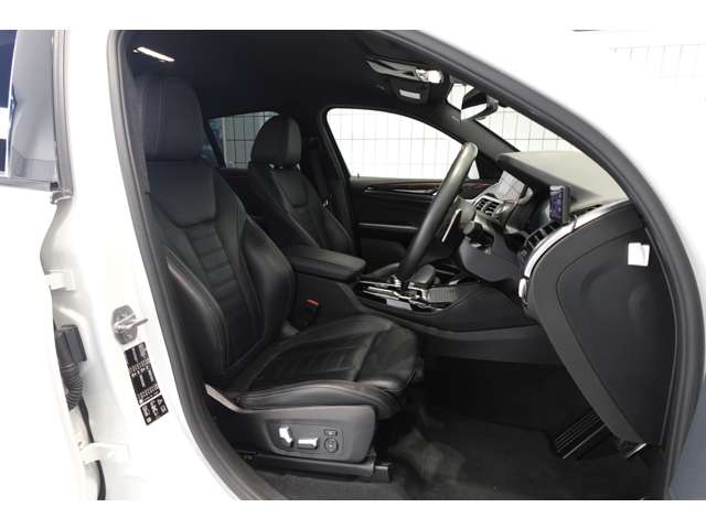 ＢＭＷ Ｘ４ Ｘドライブ３０Ｉ Ｍスポーツ ４ＷＤ R2年 (近畿) 99