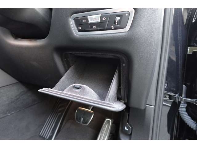 ＢＭＷ Ｘ５ Ｘドライブ ４０Ｄ Ｍスポーツ ４ＷＤ R4年 (近畿) 99