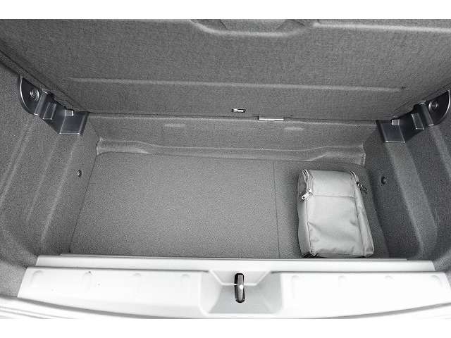 ミニ ミニ クーパーＳ ３ドア ＤＣＴ R6年 (近畿) 99