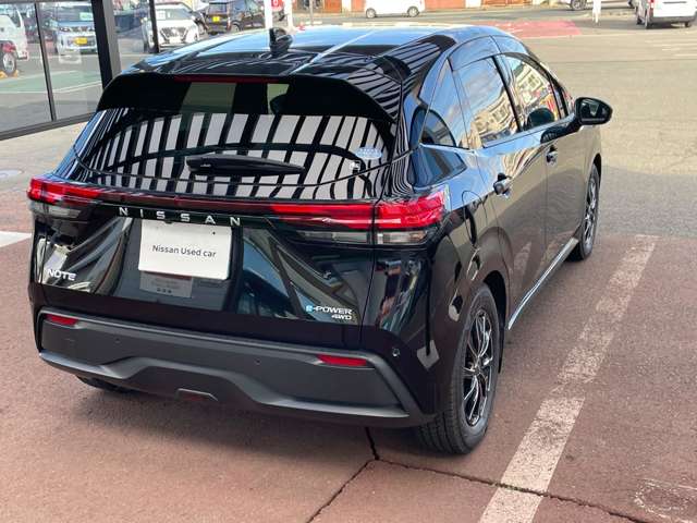 日産 ノート １．２ Ｘ ＦＯＵＲ ４ＷＤ R4年 (東北) 99