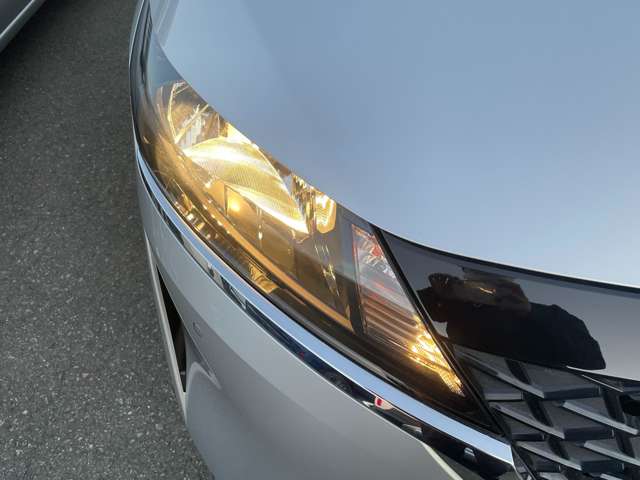 日産 ノート １．２ Ｓ ＦＯＵＲ ４ＷＤ R4年 (東北) 99