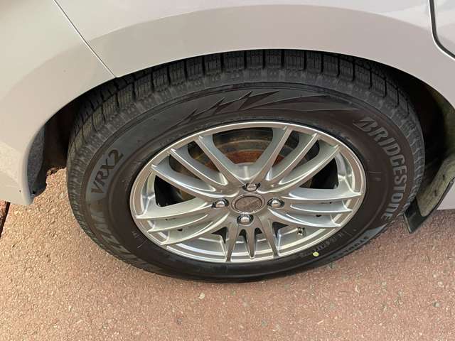 日産 ノート １．２ Ｓ ＦＯＵＲ ４ＷＤ R4年 (東北) 99