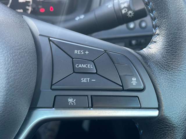 日産 ノート １．２ Ｅ－ＰＯＷＥＲ ＡＵＴＥＣＨ ＦＯＵＲ ４ＷＤ R1年 (東北) 99