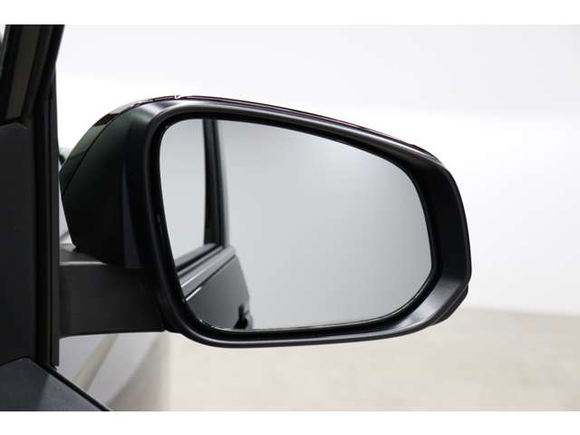 トヨタ ヴォクシー １．８ ハイブリッド Ｓ－Ｚ R6年 (東海) 99