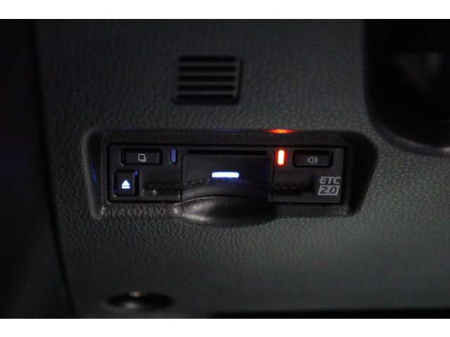 トヨタ ヴォクシー １．８ ハイブリッド Ｓ－Ｚ R6年 (東海) 99