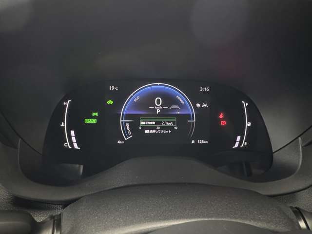 トヨタ ヤリスクロス　ハイブリッド １．５ ハイブリッド Ｚ R7年 (九州・沖縄) 99