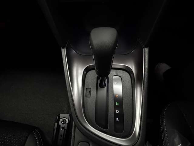 トヨタ ヤリスクロス　ハイブリッド １．５ ハイブリッド Ｚ R7年 (九州・沖縄) 99