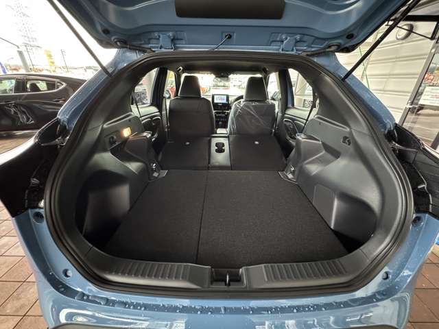 トヨタ ヤリスクロス　ハイブリッド １．５ ハイブリッド Ｚ R7年 (九州・沖縄) 99