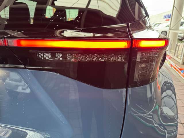 トヨタ ヤリスクロス　ハイブリッド １．５ ハイブリッド Ｚ R7年 (九州・沖縄) 99