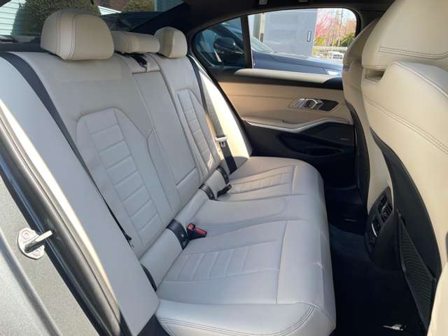 ＢＭＷ ３シリーズ ３２０ｉ　Ｍスポーツ R2年 (近畿) 99