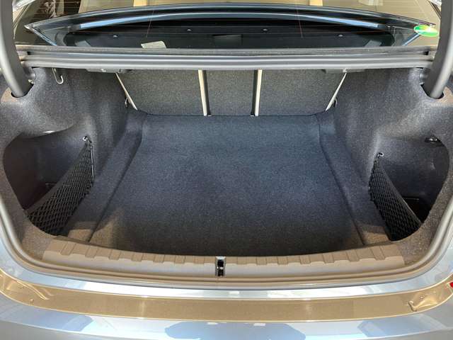 ＢＭＷ ３シリーズ ３２０ｉ　Ｍスポーツ R2年 (近畿) 99