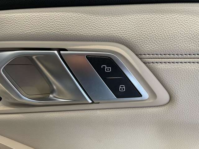 ＢＭＷ ３シリーズ ３２０ｉ　Ｍスポーツ R2年 (近畿) 99