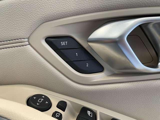 ＢＭＷ ３シリーズ ３２０ｉ　Ｍスポーツ R2年 (近畿) 99