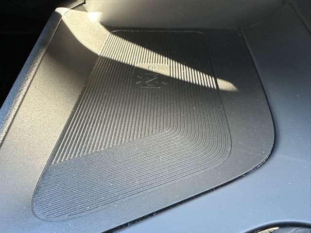 日産 ノート １．２ Ｘ R3年 (東海) 99