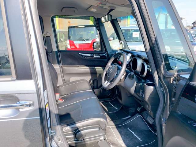 ホンダ Ｎ　ＢＯＸ ６６０ カスタムＧ ターボＡパッケージ H26年 (九州・沖縄) 99