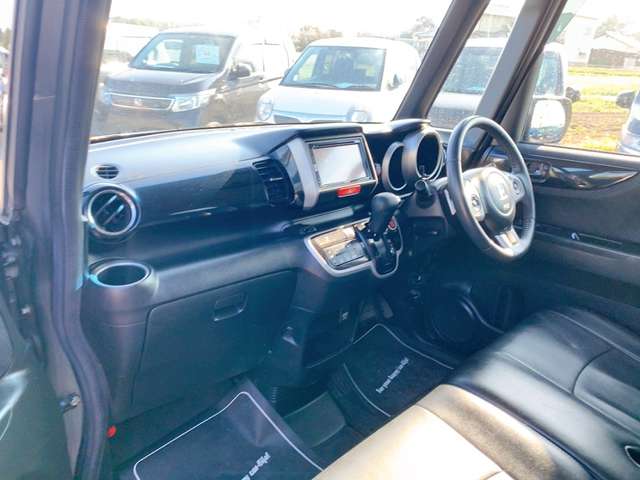 ホンダ Ｎ　ＢＯＸ ６６０ カスタムＧ ターボＡパッケージ H26年 (九州・沖縄) 99