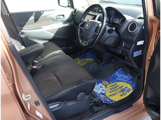 日産 デイズ ６６０ ハイウェイスターＸ Ｖセレクション ＋ＳＡＦＥＴＹＩＩ H26年 (関東) 99