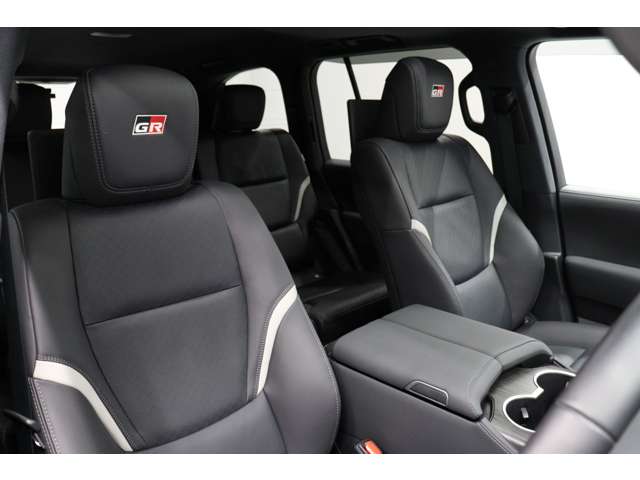 トヨタ ランドクルーザー ３．５ ＧＲスポーツ ４ＷＤ R5年 (東海) 99