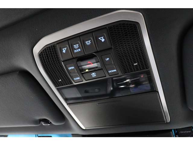 トヨタ ランドクルーザー ３．５ ＧＲスポーツ ４ＷＤ R5年 (東海) 99