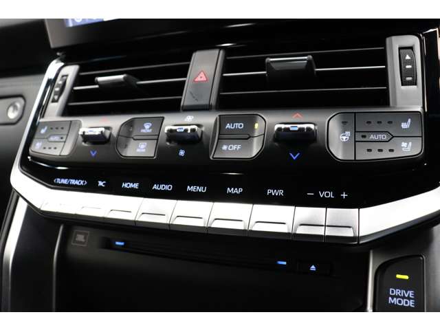 トヨタ ランドクルーザー ３．５ ＧＲスポーツ ４ＷＤ R5年 (東海) 99