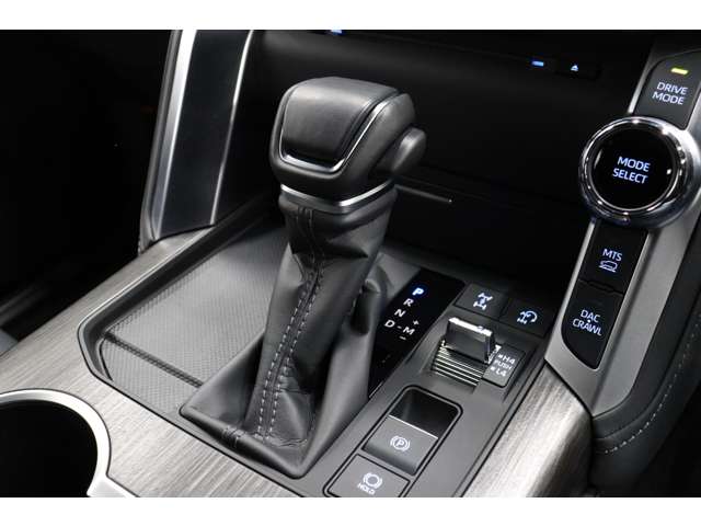 トヨタ ランドクルーザー ３．５ ＧＲスポーツ ４ＷＤ R5年 (東海) 99